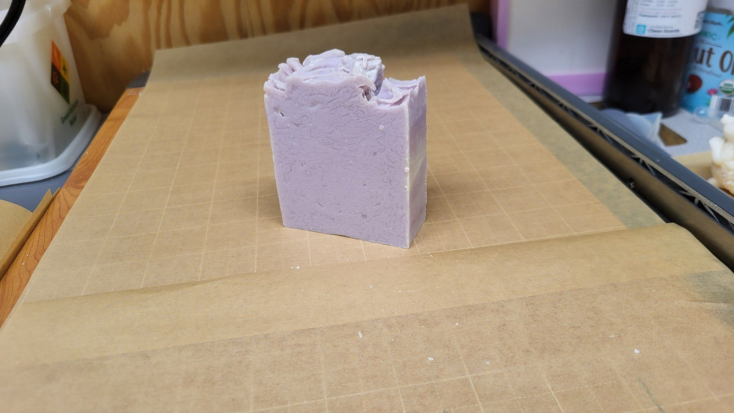 Frosty Cedarwood Shampoo Bar